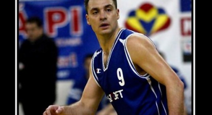 Toni Alexe, căpitanul din Ceruri - afa92741e13ce61c2283a416c62ed7d4.jpg
