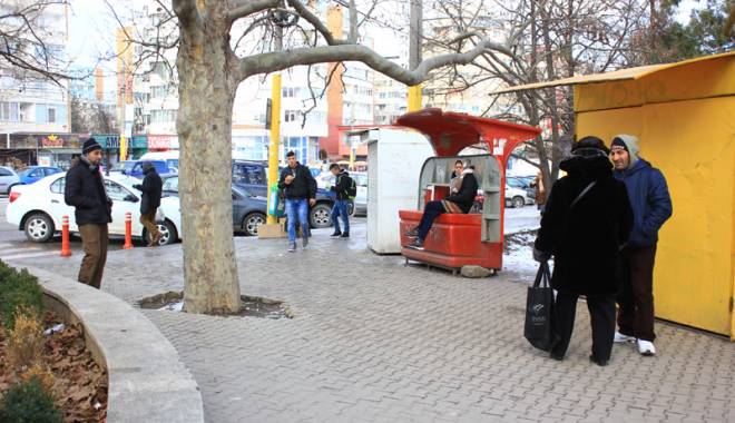 Afacere ilegală cu țigări, stricată de polițiștii din Constanța! - afacere1450116400-1554273729.jpg