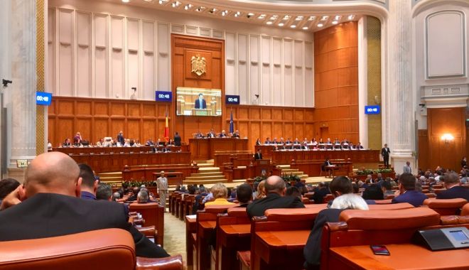 Un semnatar al moțiunii nu a venit la Parlament, pentru că este la vânătoare - afc84f1dcf0d4b14b6029543bba9468d-1570704076.jpg