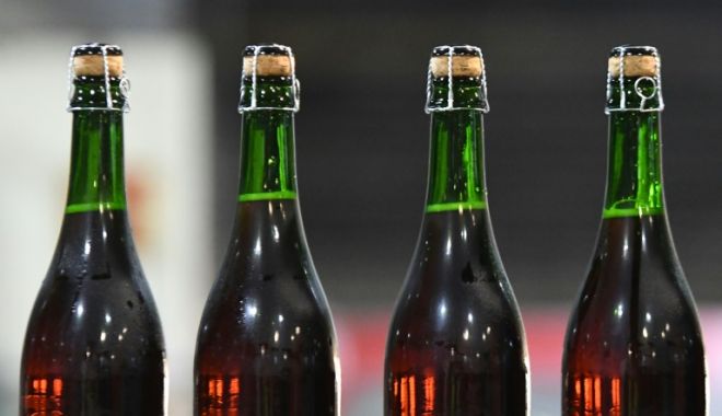 Cel puțin 28 de persoane au murit după ce s-au otrăvit cu o băutură alcoolică - afp18040356079237861676480853112-1686067798.jpg