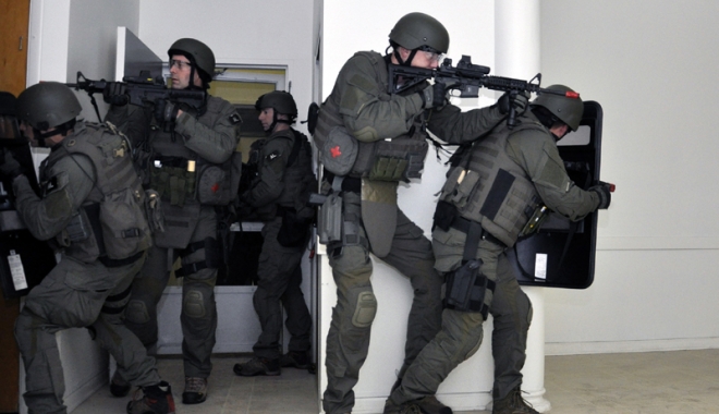 Angajați ai Serviciului Federal de Securitate  din Rusia,  arestați pentru colaborare cu CIA - agenti-1485955157.jpg