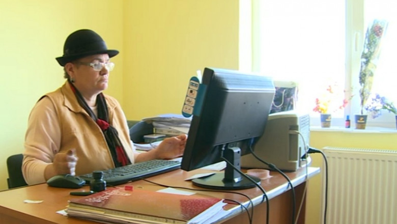 14 persoane se luptă pentru un post de bugetar. Deși salariul este mic, concurența este acerbă - agfzad04zwvhyjljmzbin2m0nzjmywqx-1739864478.jpg