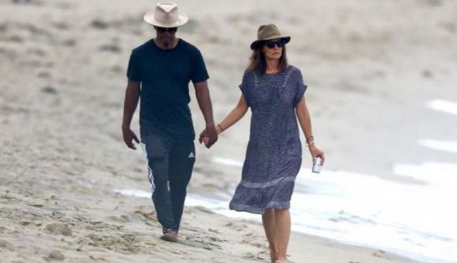 JAMIE FOXX SE CĂSĂTOREȘTE CU FOSTA SOȚIE A LUI TOM CRUISE - agfzad0yngm0nmrlmtjkotdjzgfjmdc4-1544180054.jpg