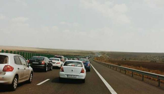 Aglomerație pe Valea Prahovei și pe Autostrada Soarelui - aglo-1566140355.jpg