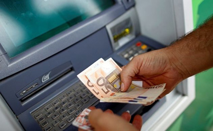 A golit bancomatele din Italia,  dar i s-a înfundat la Constanța - agolitbancomateledinitalia-1387562234.jpg