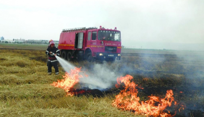 Agricultorii care dau foc la miriște pierd ajutorul de stat - agricultorii-1500306740.jpg