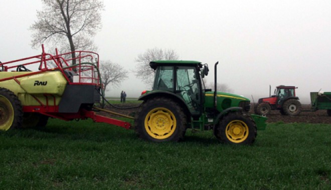 Constănțenii au încă două sesiuni  de depunere a proiectelor  pentru bani europeni - agriculturacampgf5-1353846882.jpg