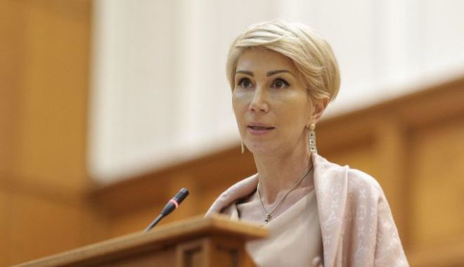 Raluca Turcan: PNL nu va tăia nimic de la oamenii cinstiți și muncitori - ahr0chm6ly9uzxdzd2vlay5yby9zdg9y-1570696831.jpg
