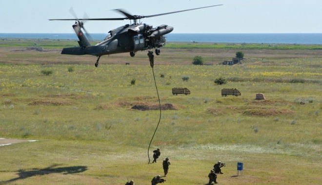 A început exercițiul multinațional Platinum Linx 16.5. Participă sute de militari - ainceput-1474303212.jpg