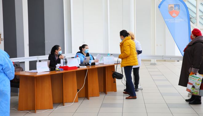 A început înscrierea pentru listele de aşteptare la vaccinare. Platforma online a picat! - ainceputprogramarea-1615808928.jpg