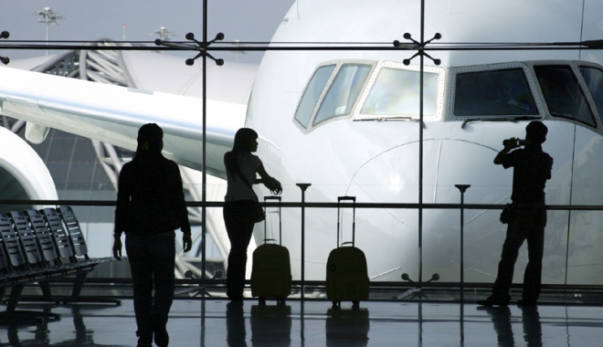A avut întârziere avionul cu care  ai zburat? Ai dreptul la despăgubiri - aintarziatavionul-1491323224.jpg