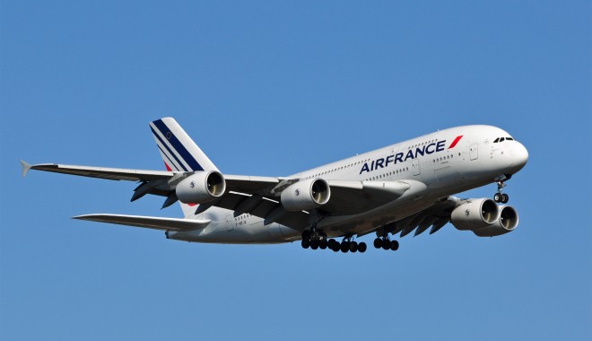 Avion Air France, ruta Paris-București, întors din zbor! - airfrancea380fhpja-1407049939.jpg