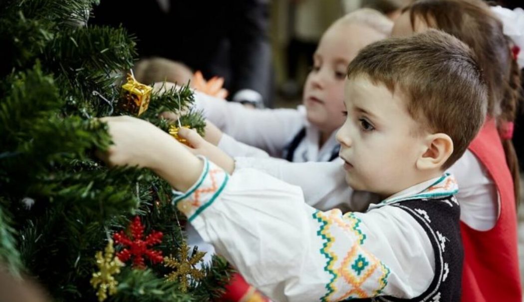 Ajunul Crăciunului, tradiții și superstiții. Ce nu ai voie să faci pe 24 decembrie - ajunulcraciunuluioficiuldestirir-1735040856.jpg