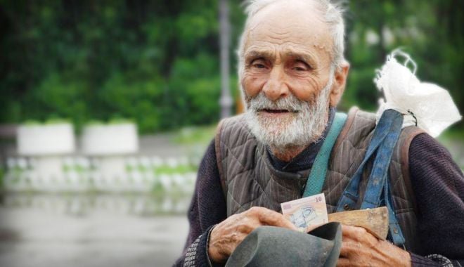 Ajutoare de urgență pentru zeci de familii cu probleme sociale grave - ajutoare-1659115926.jpg