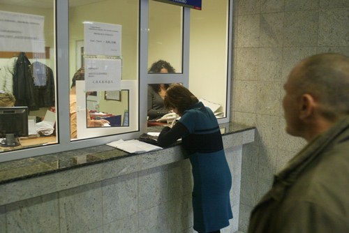 Cum se obține ajutorul social de cei apți  de muncă - ajutor-1385614224.jpg