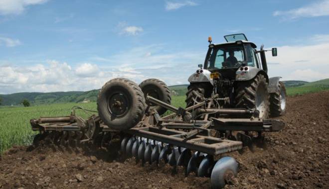 Ajutorul privind polițele de asigurare din agricultură se solicită până la 31 octombrie - ajutordeasigurare-1414515617.jpg