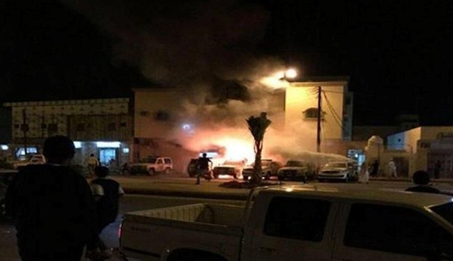 VIDEO / NU E GLUMĂ! Cel mai prost terorist din lume: s-a detonat din greșeală. A vrut să își facă selfie, dar telefonul era legat la o bombă - alalam63595314641196733325f4x3-1474026548.jpg