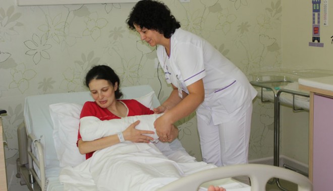 Alăptarea poate reduce riscul de cancer ovarian - alaptarea-1358269210.jpg