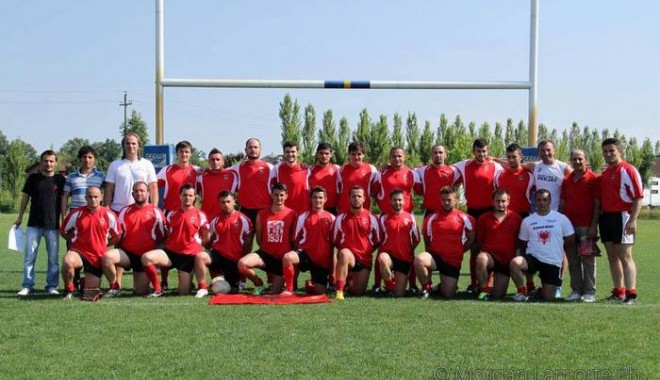 Rugby, FRR / Rugby-ul încearcă să cucerească Albania - albaniarugby-1374573645.jpg
