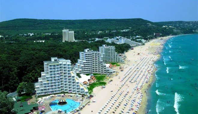 Rezervările early booking pentru litoralul bulgăresc au crescut considerabil - albena-1369744206.jpg