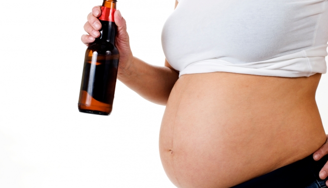 Alcoolul în timpul sarcinii este total contraindicat - alcol-1499433566.jpg