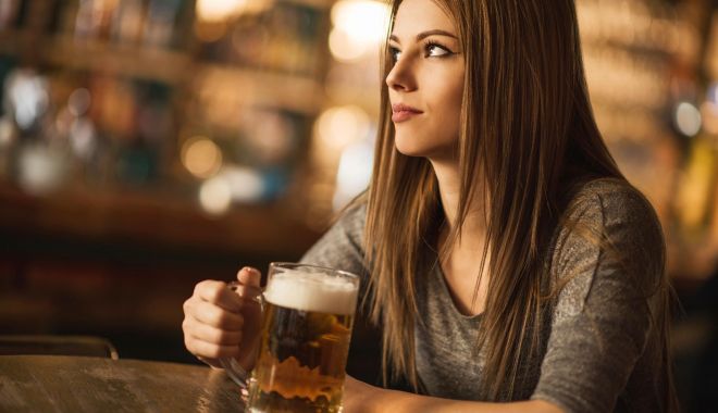 De ce nu este bine să combinaţi antibioticele cu alcoolul - alcool-1654173861.jpg