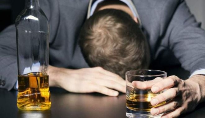 Românii ocupă locul doi în UE la frecvenţa petrecerilor bahice - alcoolbuna-1628408345.jpg