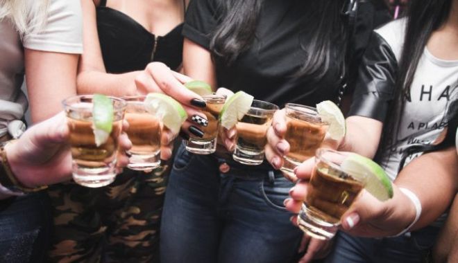 Raport OCDE: România pe primul loc la consum excesiv de alcool