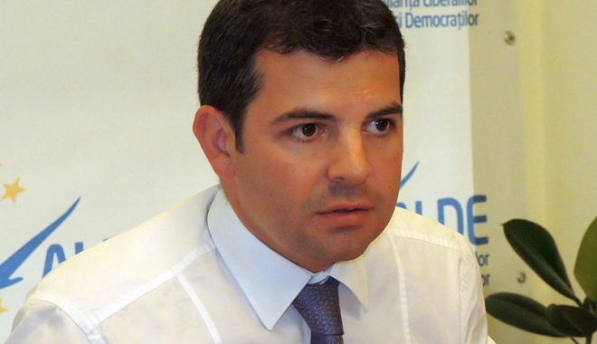 Daniel Constantin s-a răzgândit: 