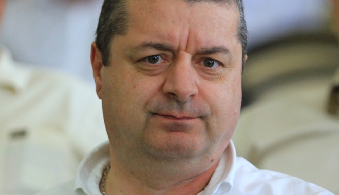 Emil Banias pierde mandatul de consilier județean. Cine îi ia locul - aldeemilbanias1-1495976578.jpg