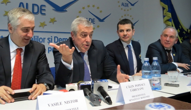 Începe scandalul în ALDE. Se cere demisia lui Tăriceanu - aldevasilenistorsitariceanu-1474981630.jpg