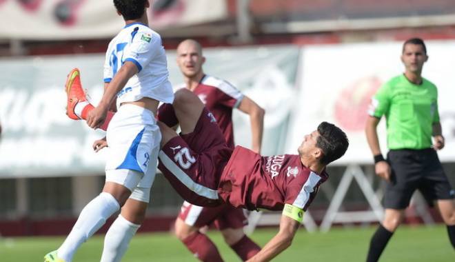 Adio, Liga 1! Rapid - Pandurii 0-3 - ale3157resize-1432744232.jpg