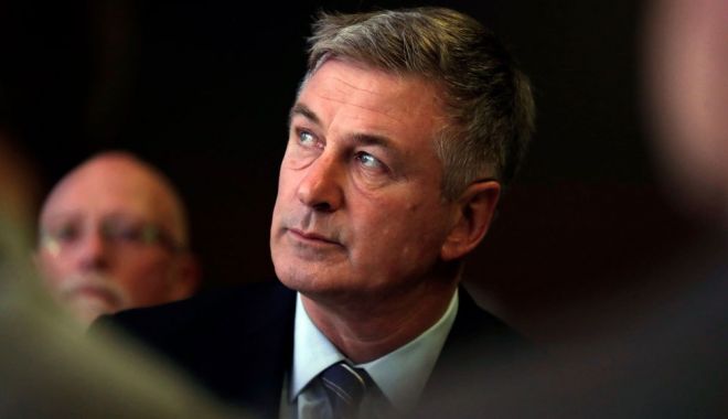 A RECIDIVAT! Alec Baldwin, arestat la New York - alec-1541228320.jpg