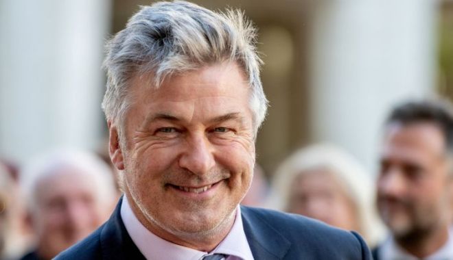 Alec Baldwin, arestat la New York - alecbaldwin-1541222408.jpg