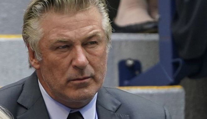 Alec Baldwin a pledat nevinovat la acuzaţia de omor prin imprudenţă - alecbaldwin-1677248309.jpg