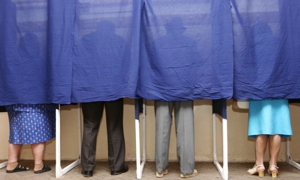 Zeci de alegători, reclamați după ce au postat pe TikTok cu cine au votat