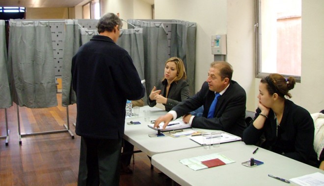 Constănțenii își vor alege primarul în luna iunie. Voi cu cine votați? - alegeri2-1327507202.jpg