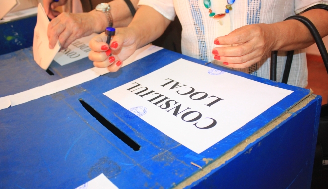 ALEGERI CONSTANȚA / UPDATE. O secție de votare fost închisă. Lipsesc câteva sute de buletine de vot - alegeri201637-1465147680.jpg