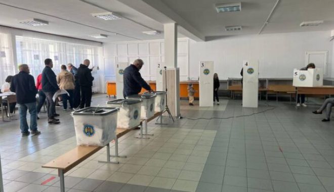 Alegeri în Republica Moldova/ Prezenţa la vot la ora 18.00 a fost de 38,29%