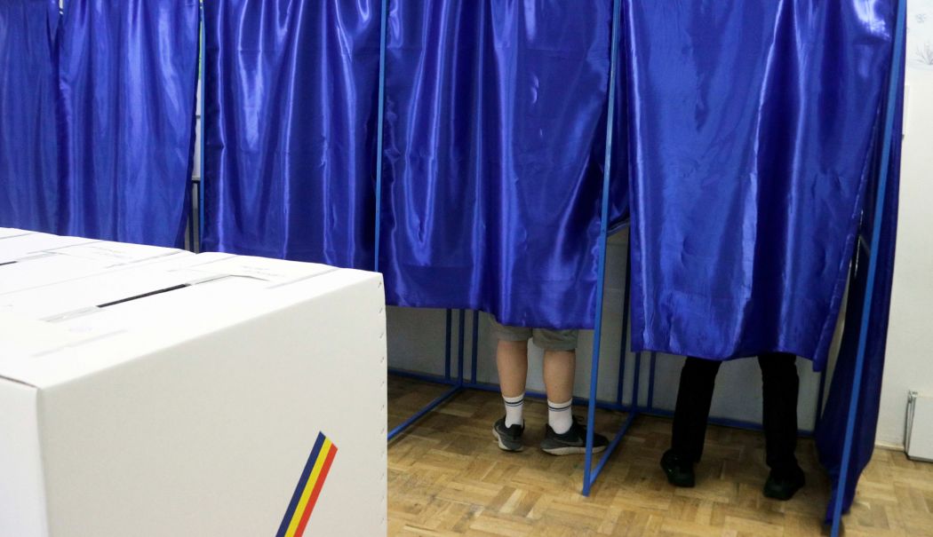 Alegeri prezidențiale 2025, turul 2, în diaspora. Prezența la vot la ora 10.00, mai mare decât în primul tur - alegeri2024cabinavotid265342inqu-1747380554.jpg