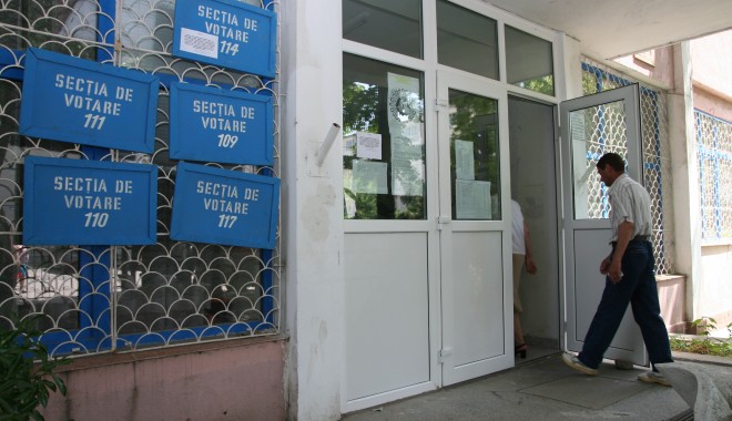 ALEGERI EUROPARLAMENTARE / Câți constănțeni au votat până la ora 10.00 - alegerieuroparlamentarivotare38-1401008859.jpg