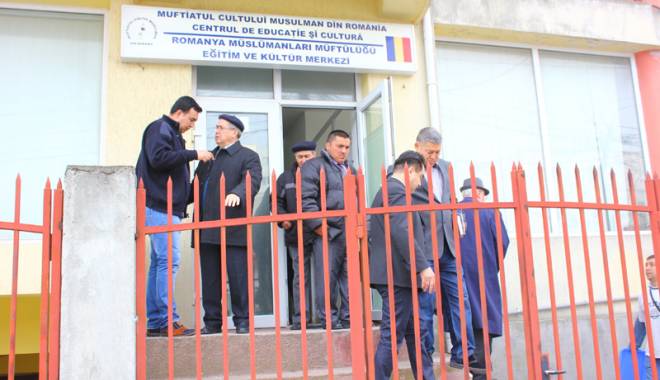 Astăzi se alege șeful Cultului Musulman  din România - alegerile2-1430058370.jpg