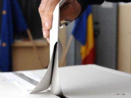 Mai mult de jumătate dintre constănțenii cu drept de vot au participat la alegeri - alegerilocalemaiscumpe434x326-1339399600.jpg