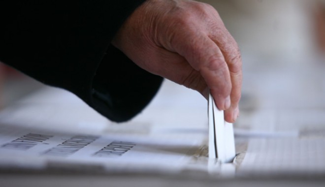 USL va solicita constituirea unei comisii parlamentare care să analizeze modul în care se fac anchetele pe referendum - alegeriparlamentare-1346952349.jpg