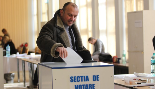 Se reiau alegerile la Universitatea 