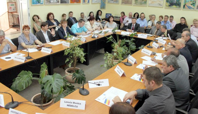 Aleșii locali din Medgidia, convocați la ședință - alesiilocalidinmedgidia-1396369940.jpg