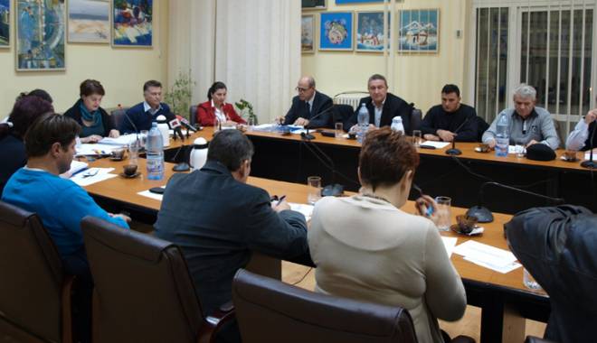 Aleșii locali din Medgidia au aprobat construirea unor locuințe sociale - alesiilocalidinmedgidia-1430054077.jpg