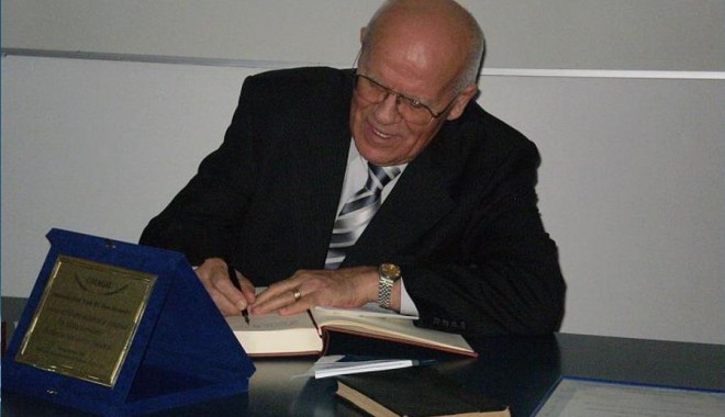 Universitatea 