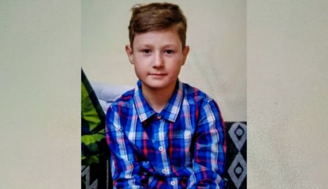 Alexandru are 12 ani şi a dispărut astăzi din Galaţi. Dacă îl vedeţi sunaţi la 112 - alex-1637685395.jpg