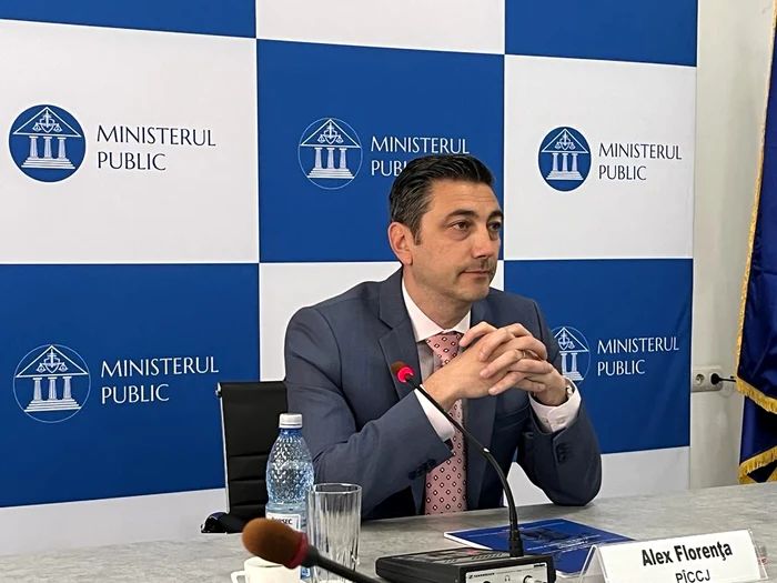 Alex Florenţa: 